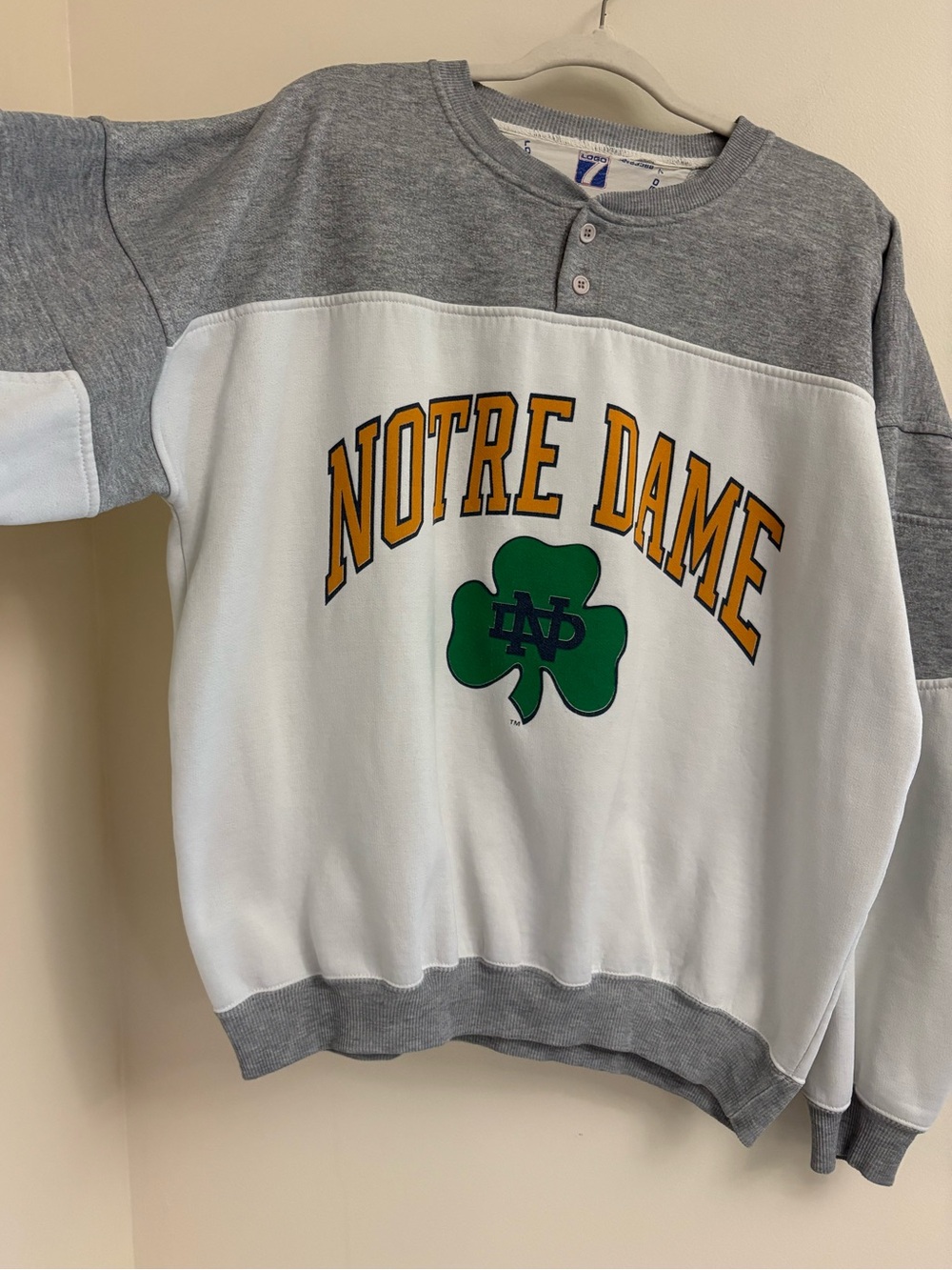 Vintage 90s Logo 7 Notre Dame Fighting Irish Henley Sweatshirt made in USA Large - Picture 9 of 15